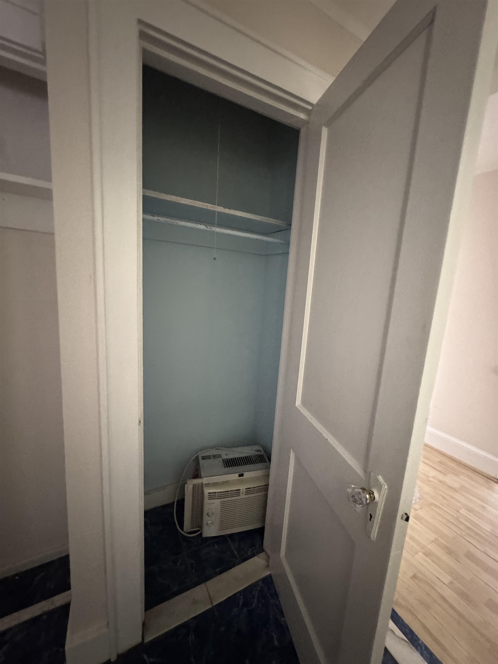 55 High Street, Unit 4 Manchester, NH 03104 - Photo 5 of 13