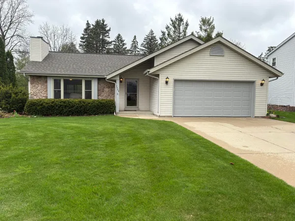 $499,000 | 7369 South Hillendale Drive, Franklin, WI 53132