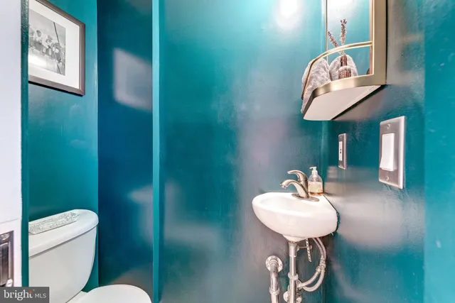 $3,475 | 602 14th Place Northeast, Washington, DC 20002