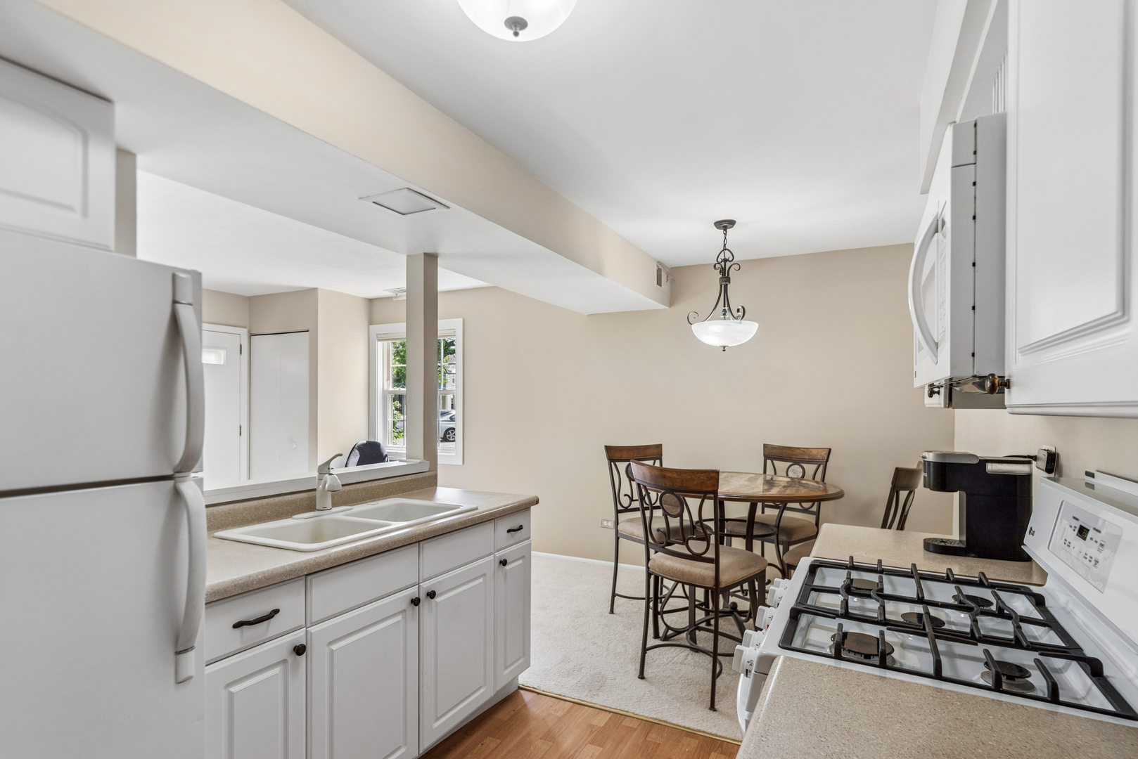 1237 Oboe Court Wheeling, IL 60090 - Photo 6 of 18
