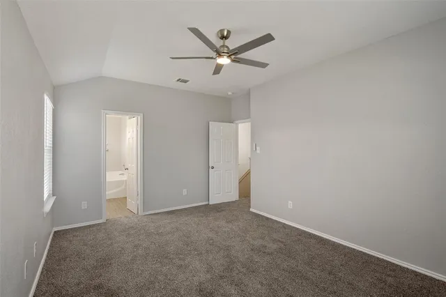 $1,995 | 512 Waterford Street, Farmersville, TX 75442