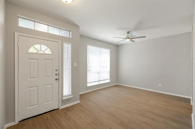 $1,995 | 512 Waterford Street, Farmersville, TX 75442