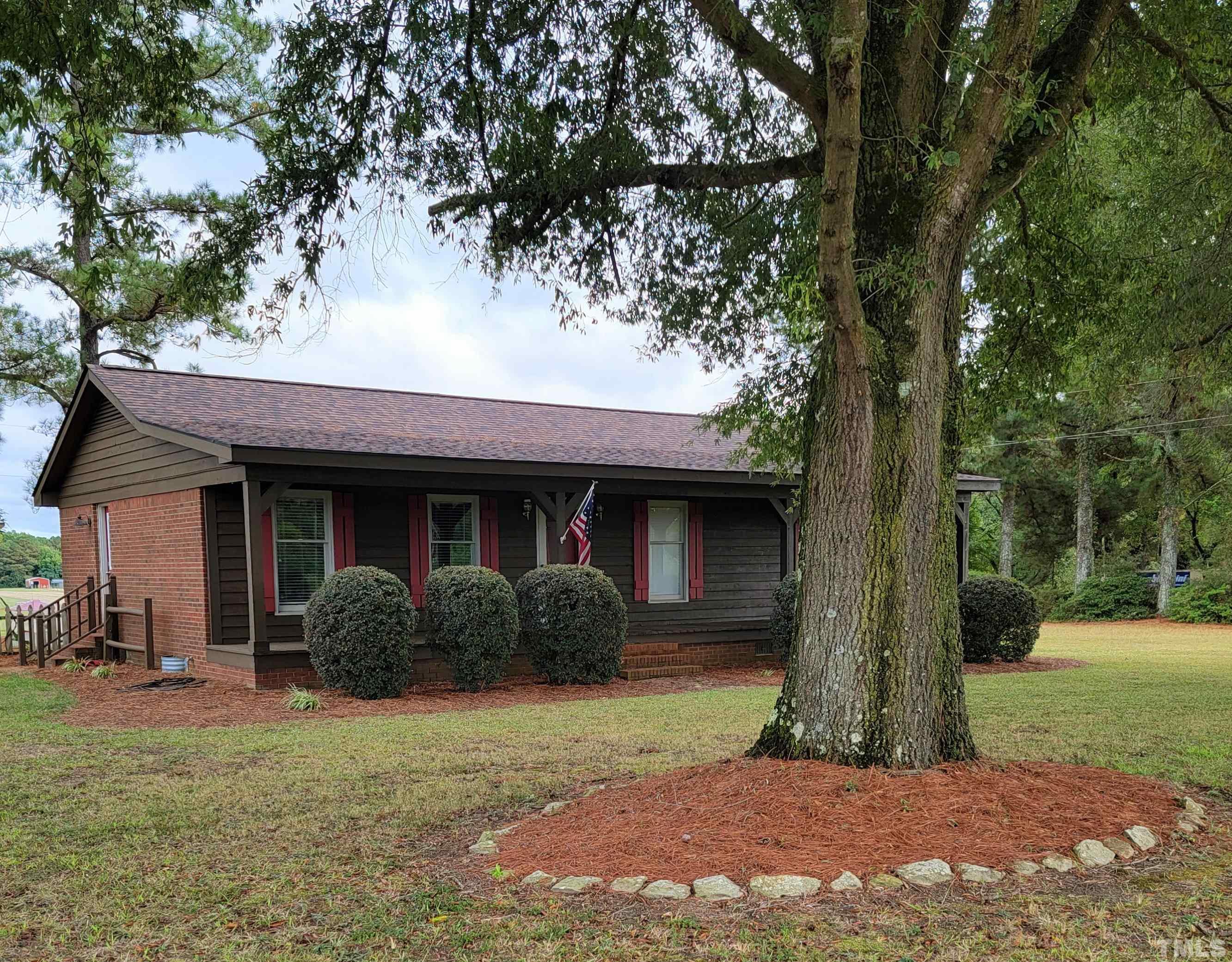 2178 Tarheel Road Benson, NC 27504 - Photo 1 of 24 Gallery Image 1