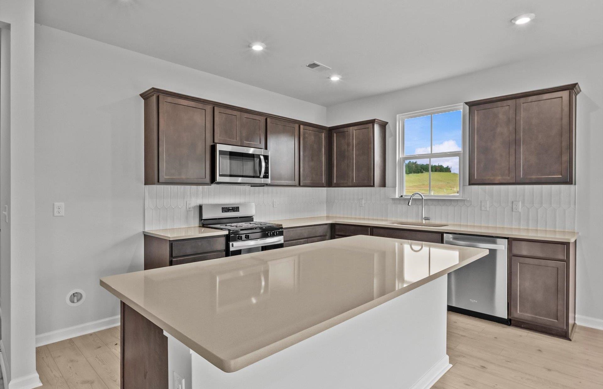 1070 Tyger Branch Drive Moore, SC 29369 - Photo 4 of 26