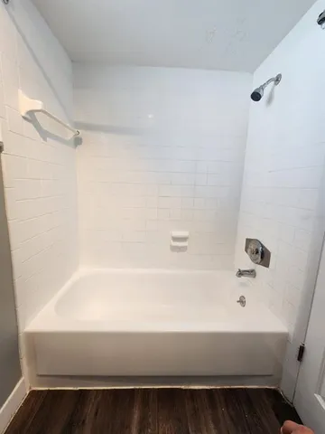 $1,695 | 701 1st Street, Unit 4, Indian Rocks Beach, FL 33785