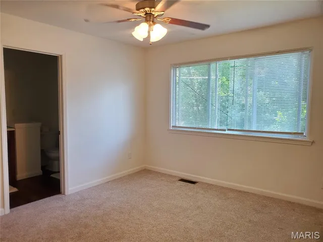 $239,999 | 698 Carriage Lane, Hazelwood, MO 63042