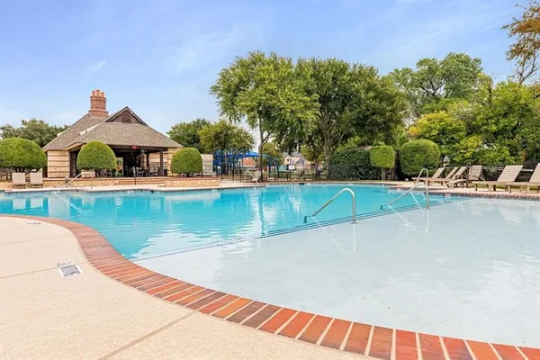 $625,000 | 304 Creekside Trail, Argyle, TX 76226