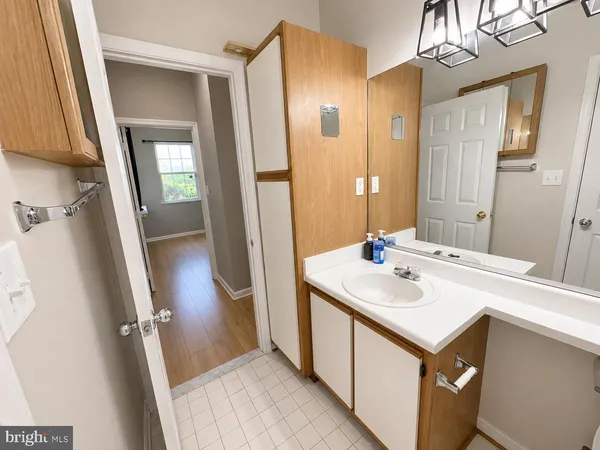 $2,000 | 601 Forest Walk Lane, Unit 103, Odenton, MD 21113