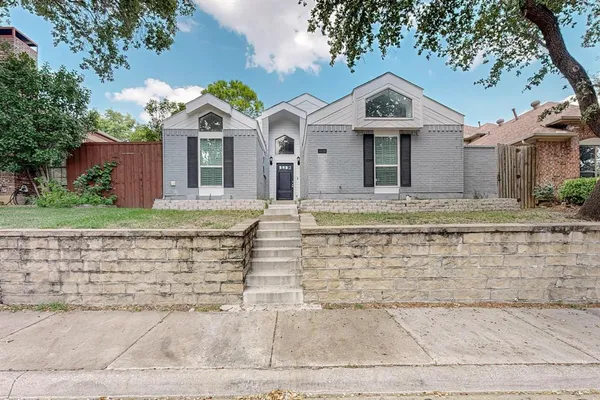 $3,500 | 4017 La Costa Court, Irving, TX 75038