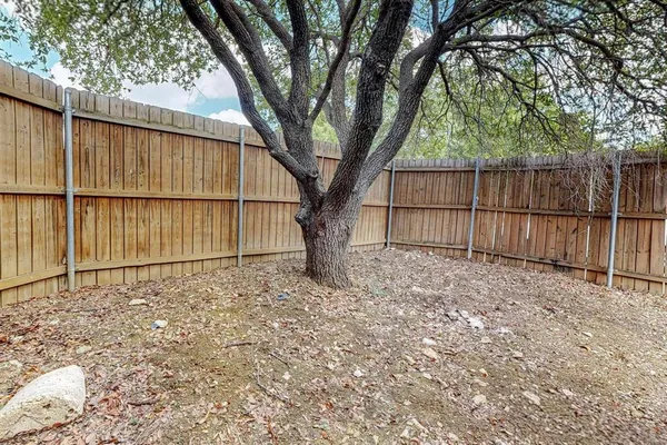$3,500 | 4017 La Costa Court, Irving, TX 75038