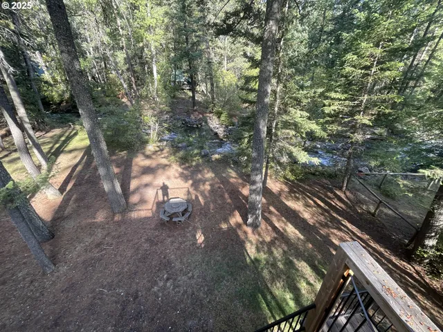 a view of an outdoor space and a yard