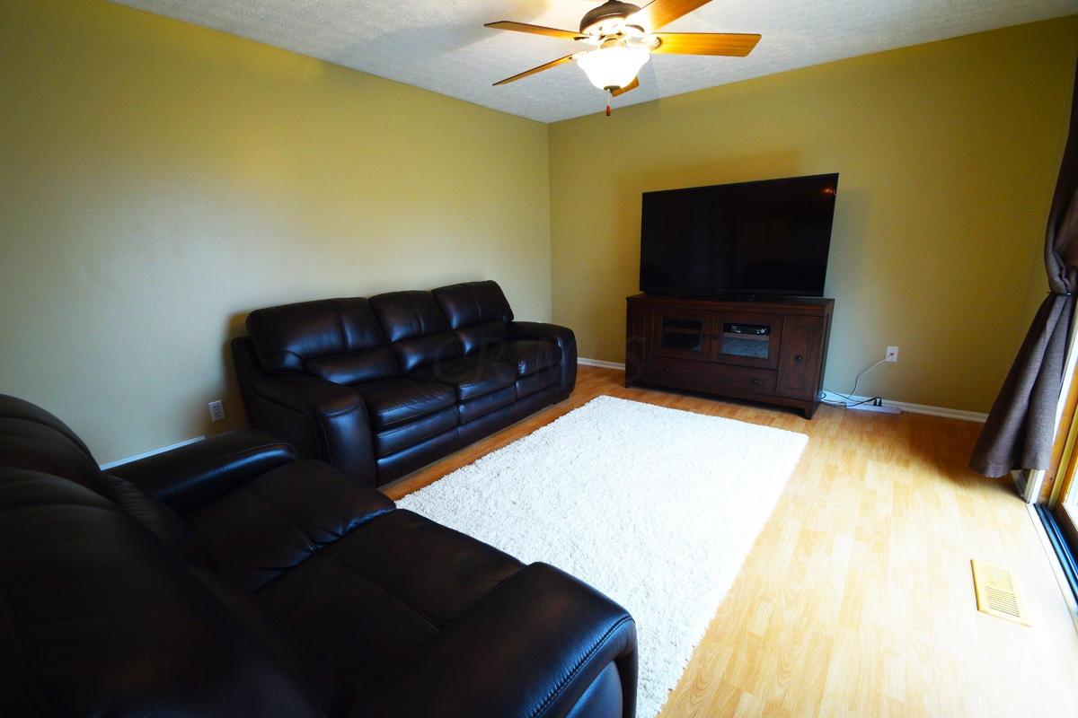 766 Prairie Road Galloway, OH 43119 - Photo 9 of 25 Gallery Image 9