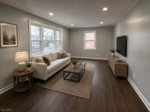 $2,100 | 168 Tuxedo Parkway, Unit 1, Newark, NJ 07106