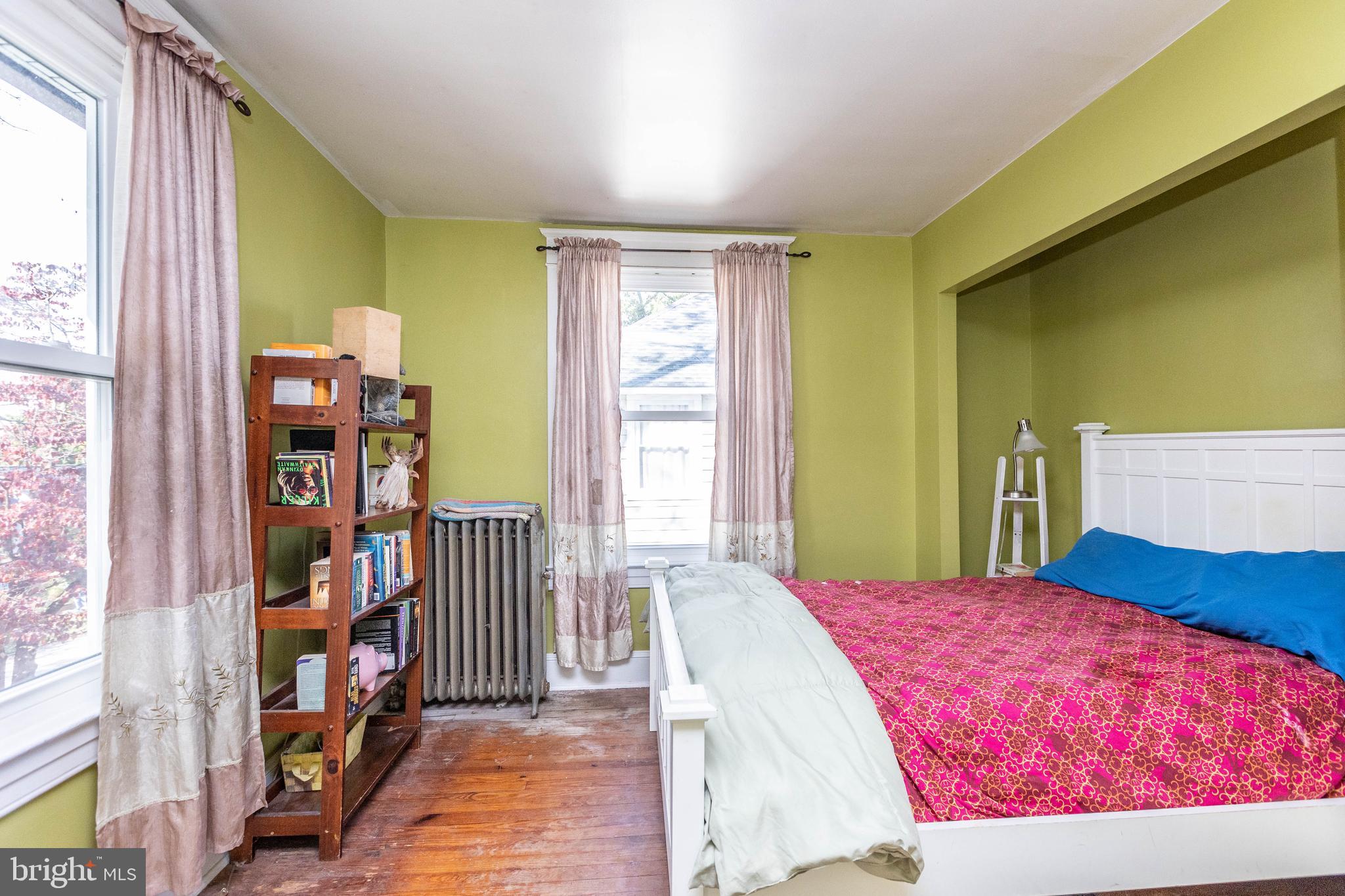 4223 Harcourt Road Baltimore, MD 21214 - Photo 28 of 36 Third bedroom