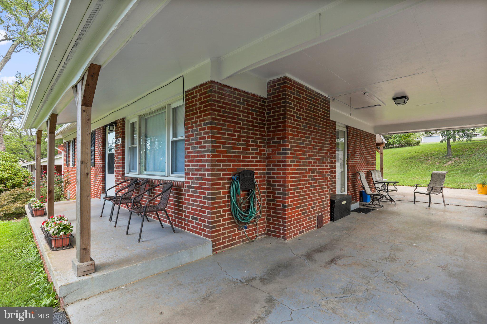 7929 McKaig Road Frederick, MD 21701 - Photo 5 of 39 Gallery Image 5