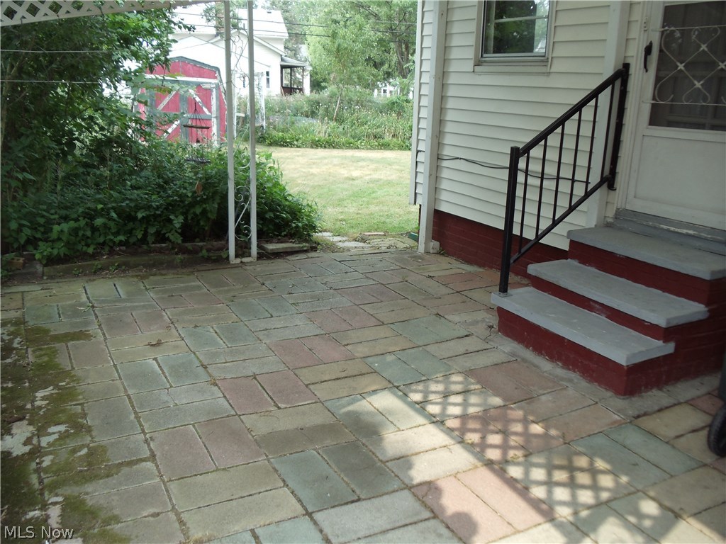 5121 Bridgewater Road Cleveland, OH 44124 - Photo 29 of 33