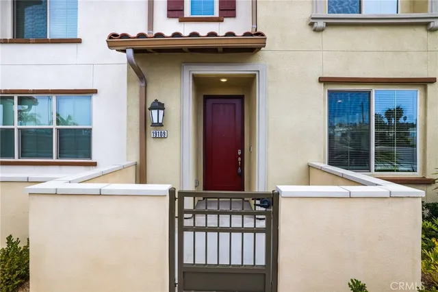 $5,500 | 19109 Azul Lane, Huntington Beach, CA 92648