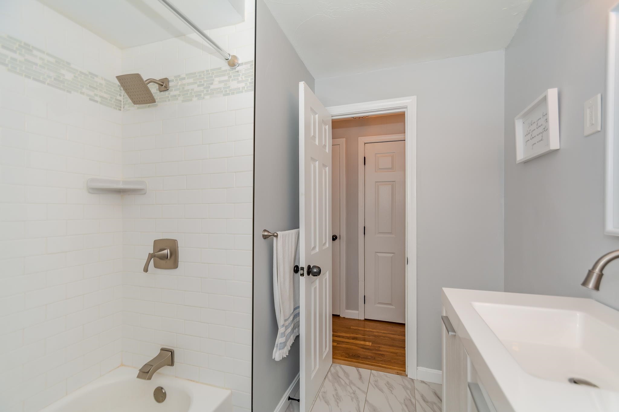 4 Shetland Road Nashua, NH 03062 - Photo 15 of 35 Gallery Image 15