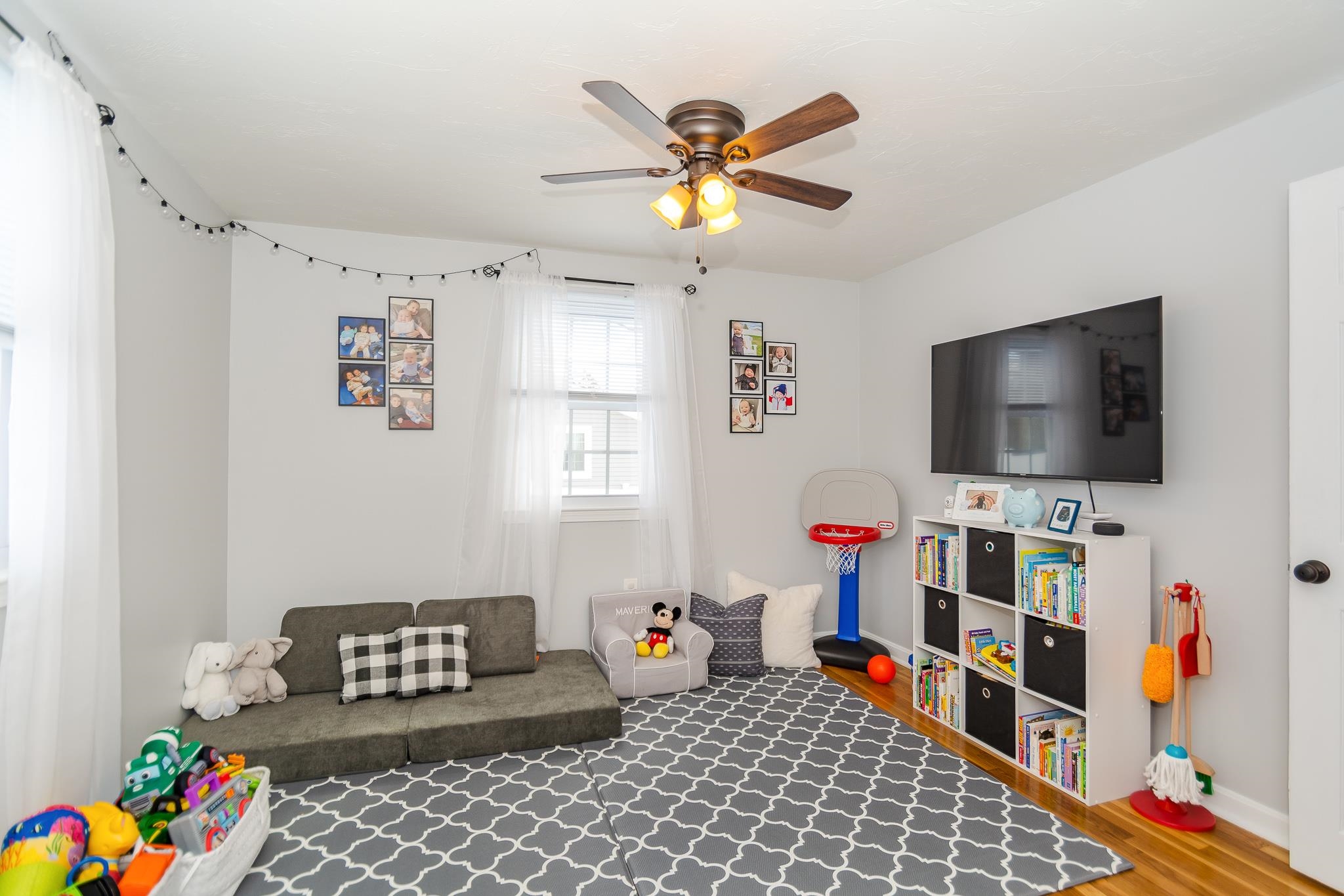 4 Shetland Road Nashua, NH 03062 - Photo 16 of 35 Gallery Image 16