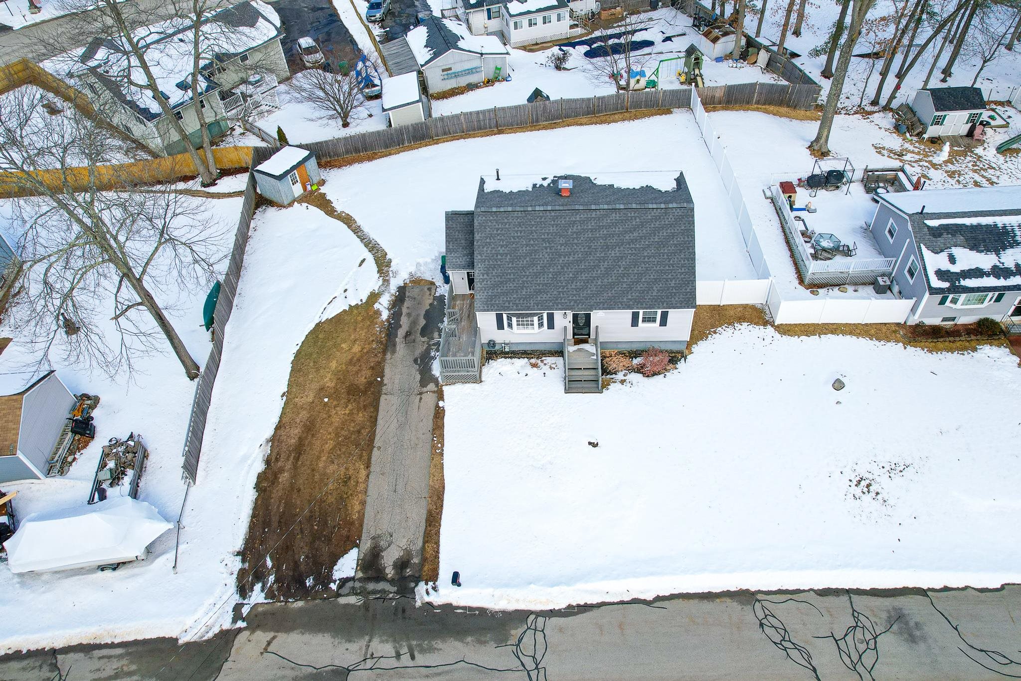 4 Shetland Road Nashua, NH 03062 - Photo 27 of 35 Gallery Image 27