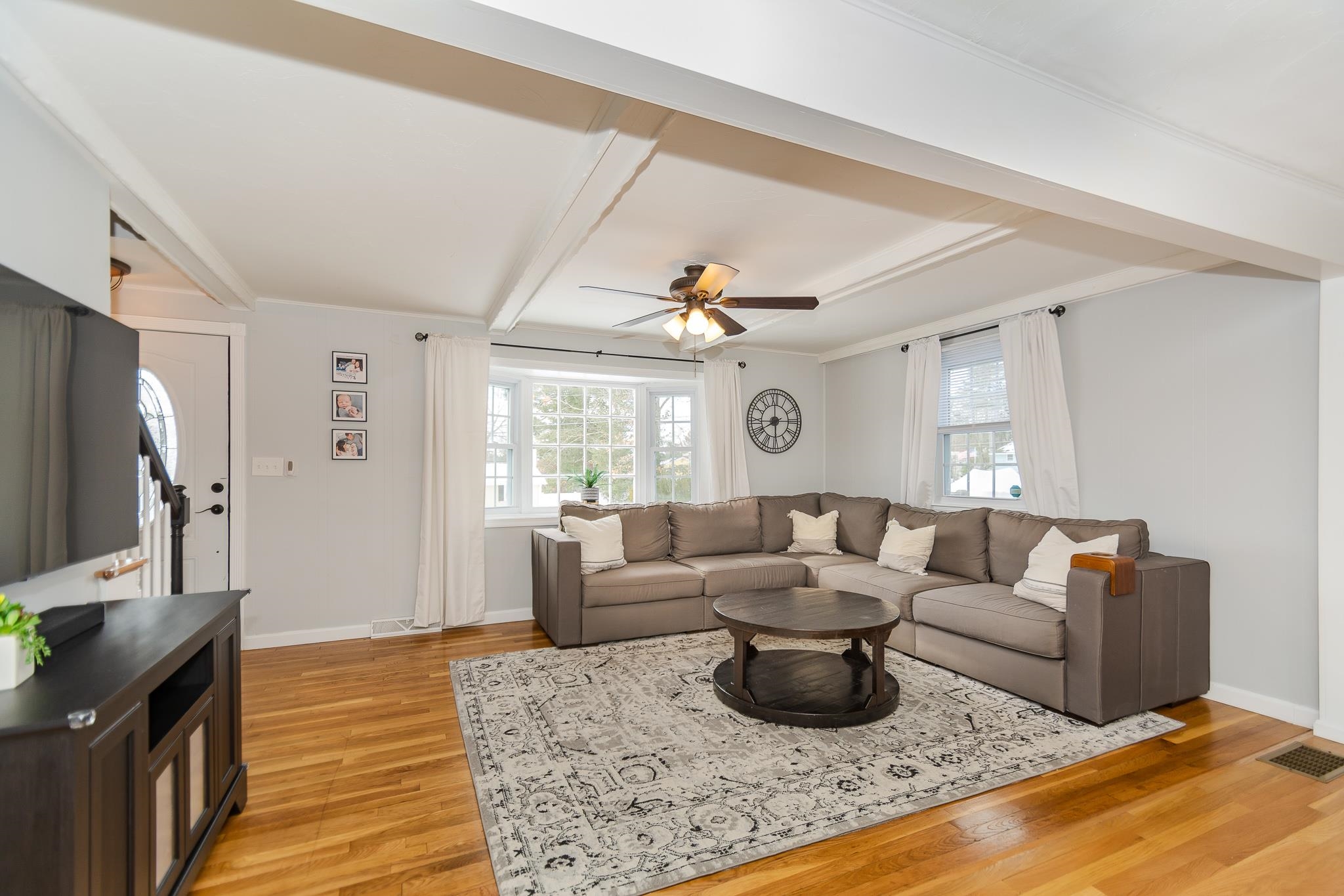 4 Shetland Road Nashua, NH 03062 - Photo 5 of 35 Gallery Image 5