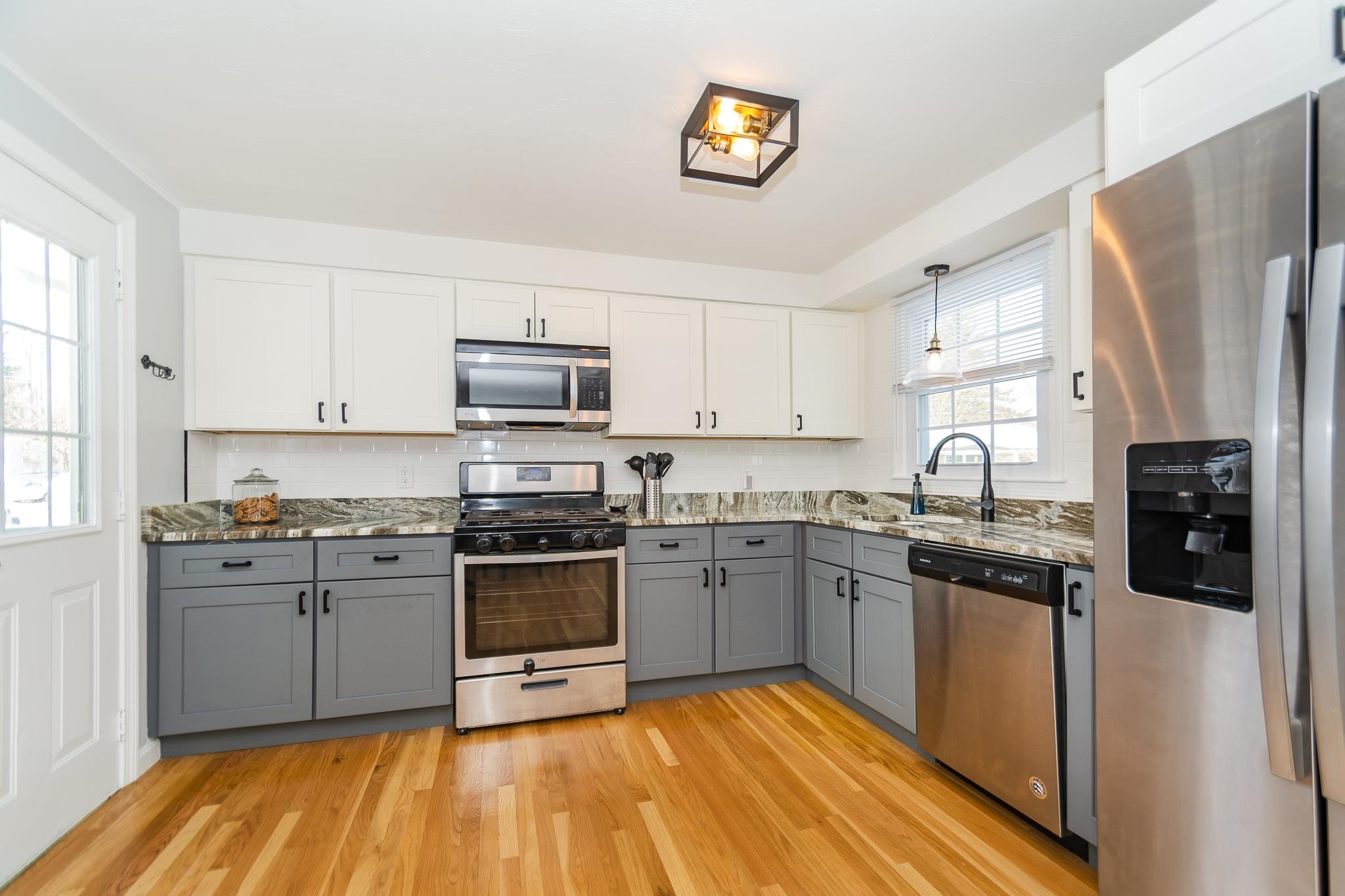 4 Shetland Road Nashua, NH 03062 - Photo 10 of 35 Gallery Image 10