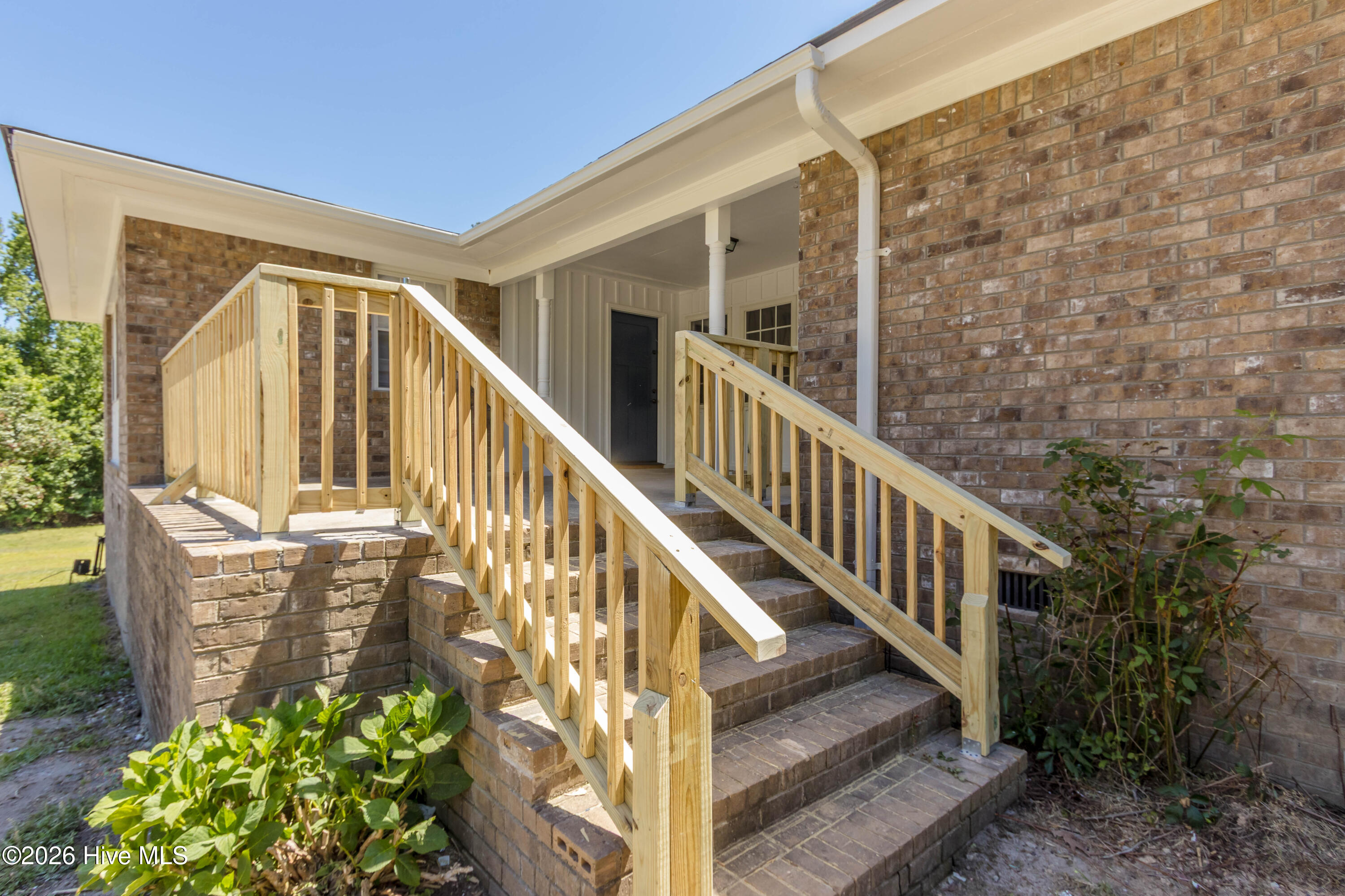 1221 Lakeview Drive Grovetown, GA 30813 - Photo 7 of 55 Front Entry Detail