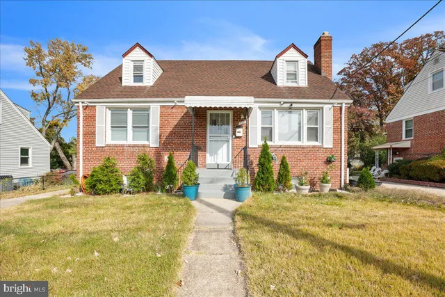 $1,800 | 121 Onondaga Drive, Oxon Hill, MD 20745