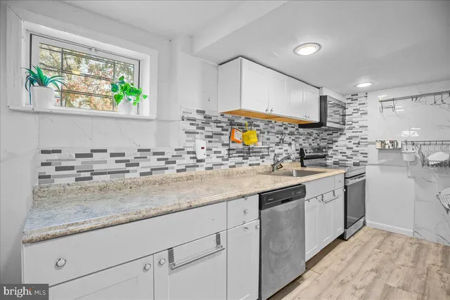 $1,800 | 121 Onondaga Drive, Oxon Hill, MD 20745