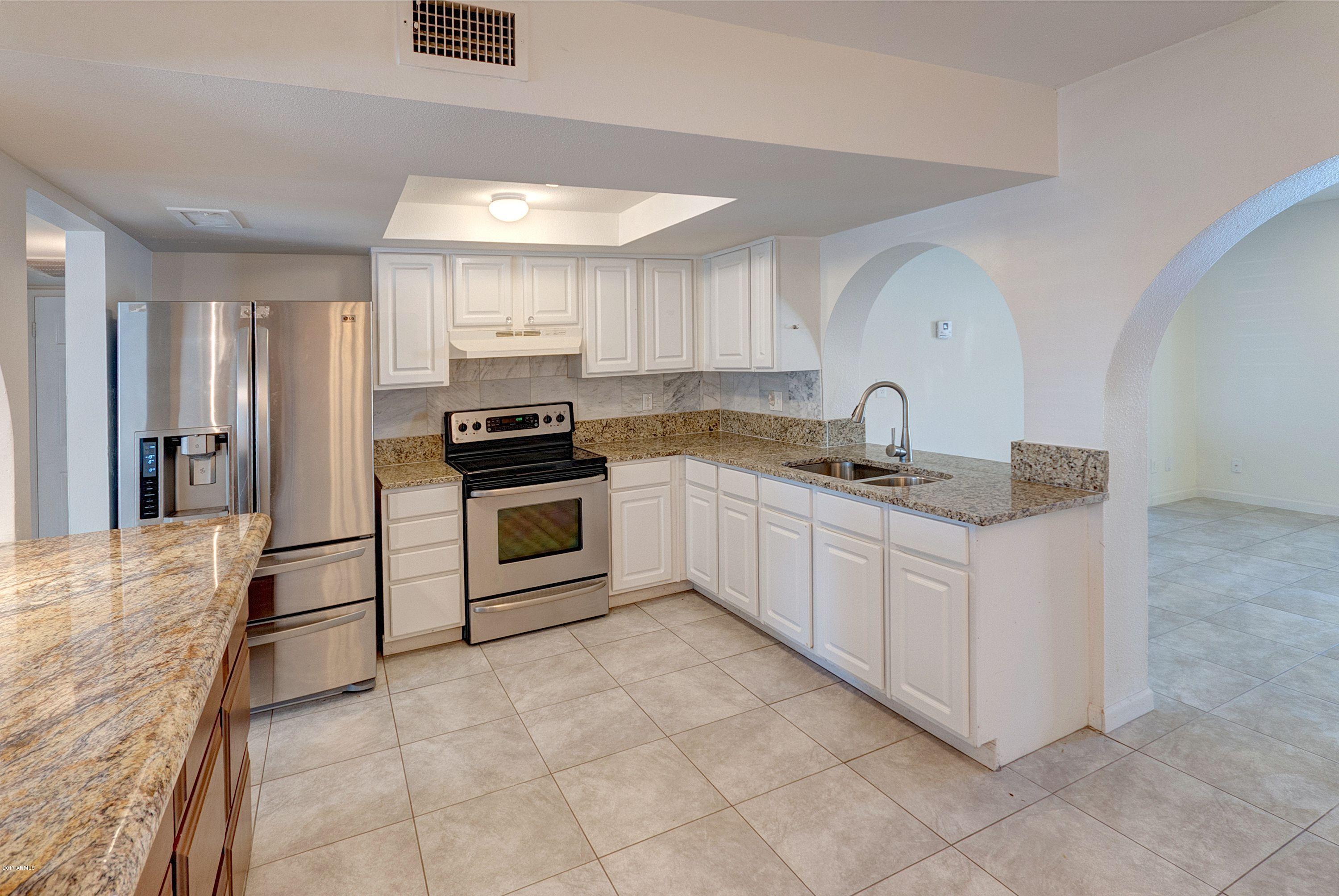 2336 West Bloomfield Road Phoenix, AZ 85029 - Photo 7 of 32 Bloomfield-14