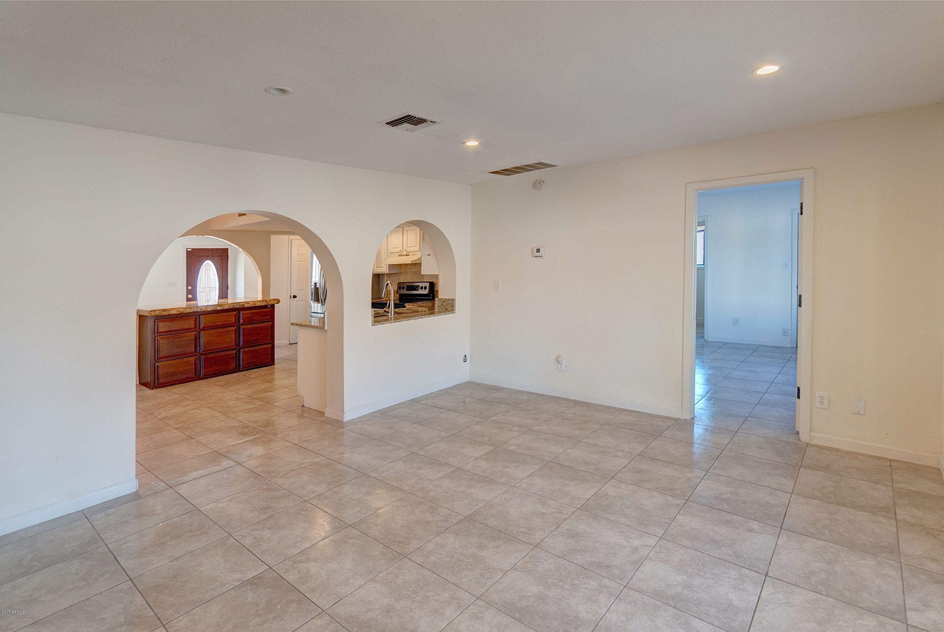 2336 West Bloomfield Road Phoenix, AZ 85029 - Photo 10 of 32 Bloomfield-10