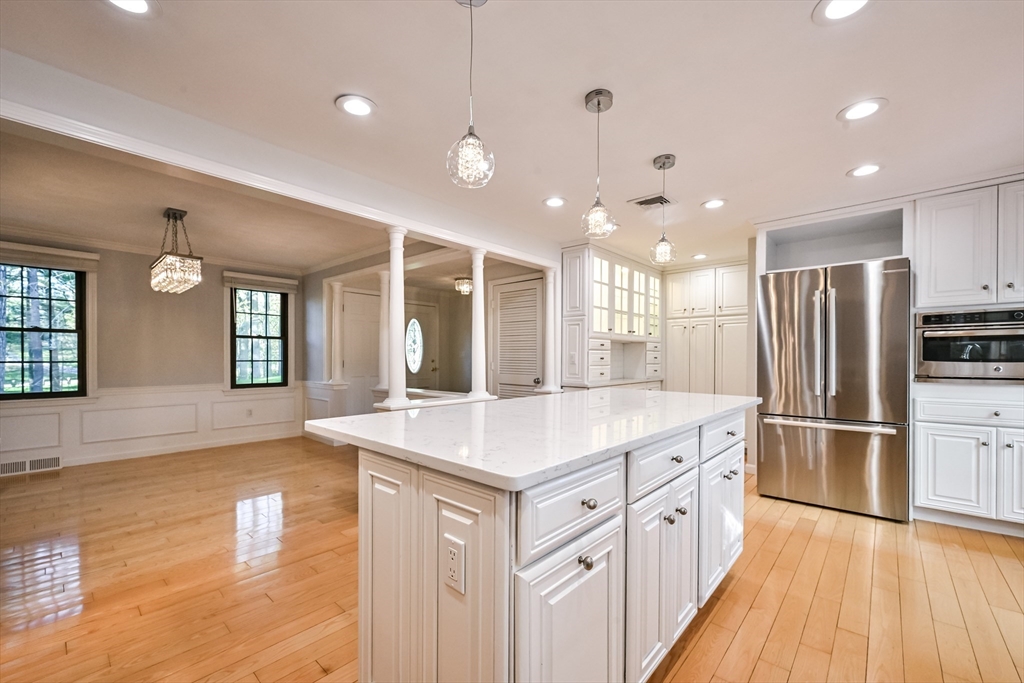 15 Edwards Road Foxboro, MA 02035 - Photo 7 of 42 Gallery Image 7