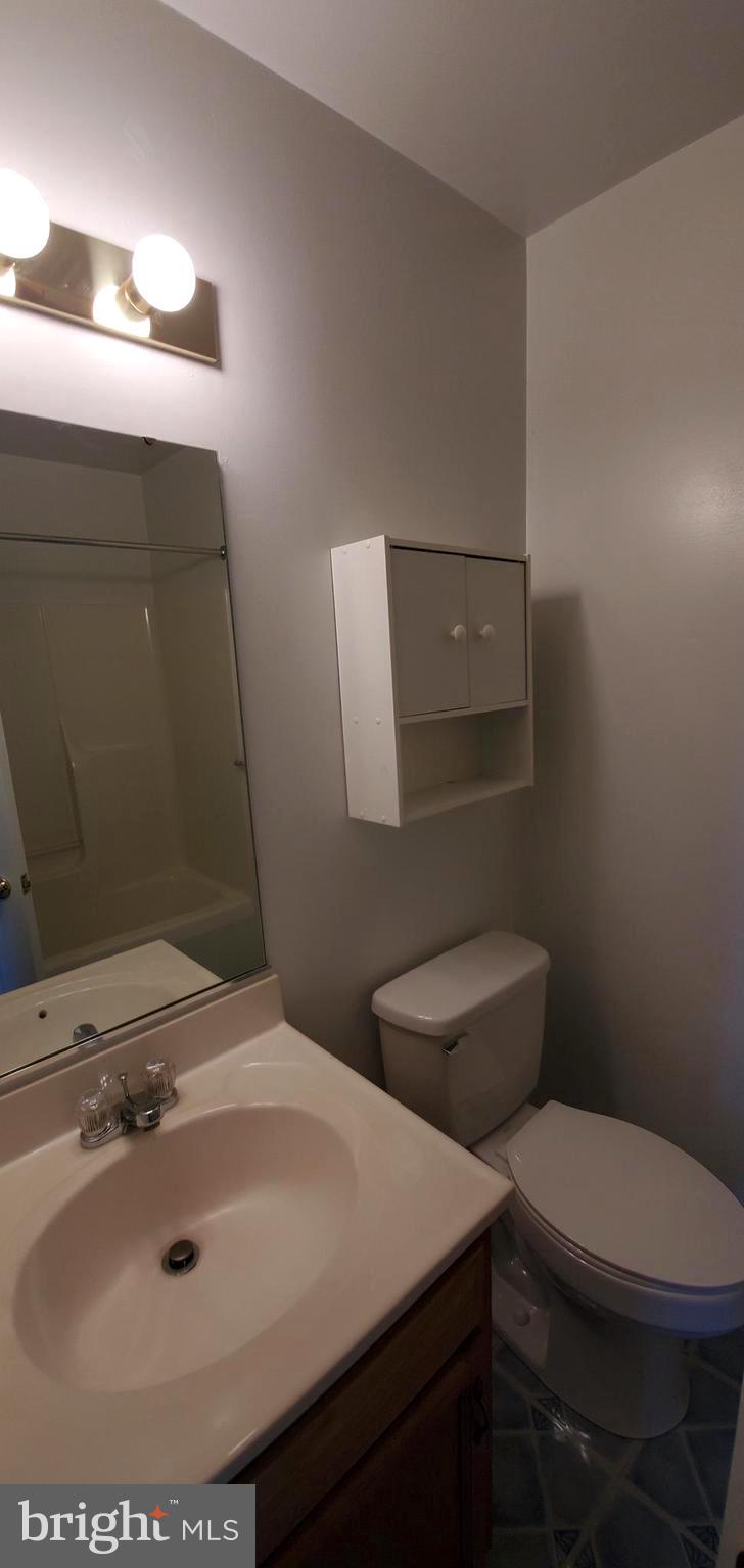 2927 Newport Way Sinking Spring, PA 19608 - Photo 19 of 24 Master Bathrrom #2
