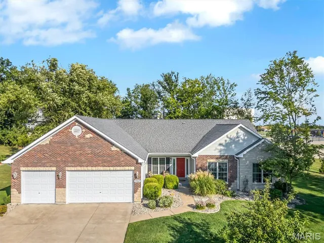 $549,999 | 702 Balcarra Drive, O'Fallon, MO 63368