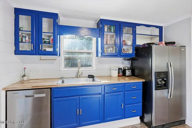 $260,000 | 501 Pine Ridge Road, Florence, MS 39073