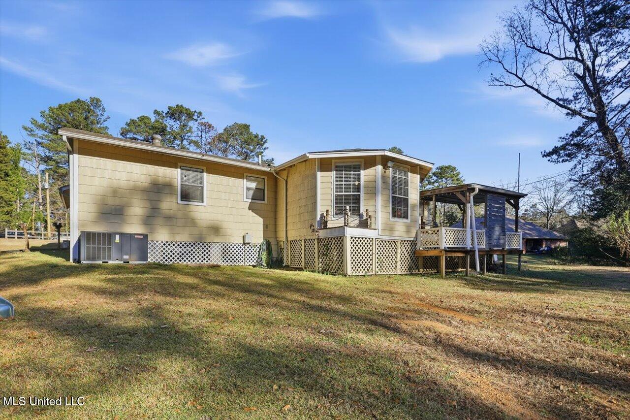501 Pine Ridge Road Florence, MS 39073 - Photo 29 of 33 29-501 Pine Ridge Rd _ Home Tours MS