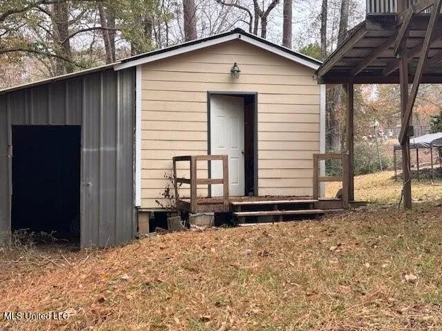 $260,000 | 501 Pine Ridge Road, Florence, MS 39073