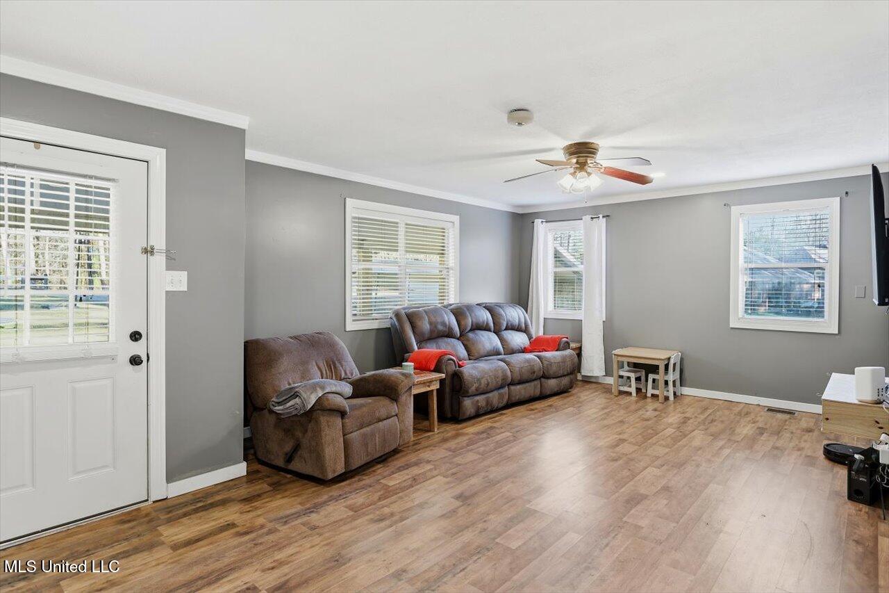 501 Pine Ridge Road Florence, MS 39073 - Photo 8 of 33 08-501 Pine Ridge Rd _ Home Tours MS