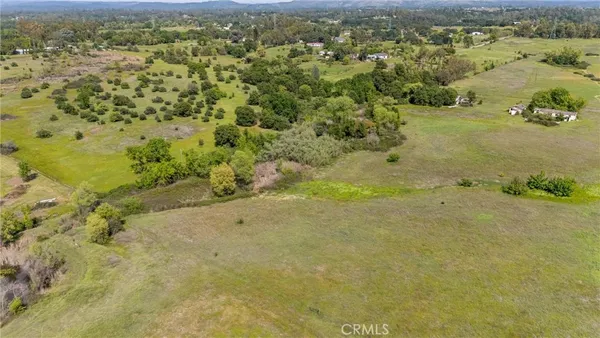 a view of a tennis court