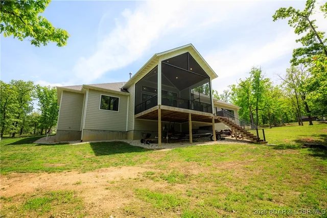 $950,000 | 275 Quiet Meadows Drive, Linn Creek, MO 65052