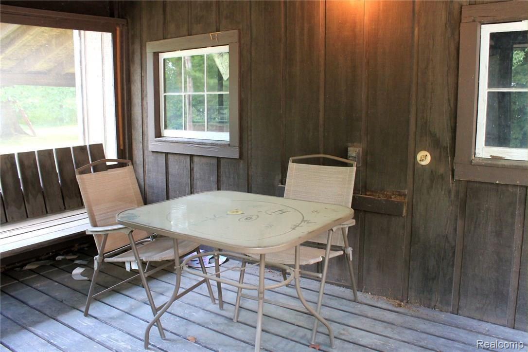 12502 Creek Road Carleton, MI 48117 - Photo 9 of 52 IMG_6578.JPG