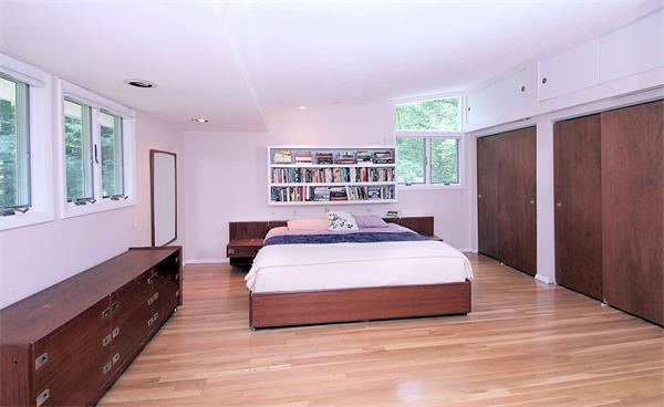36 Joyce Road Wayland, MA 01778 - Photo 11 of 17 Gallery Image 11