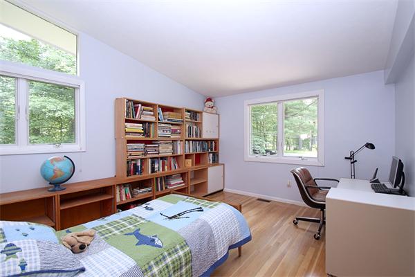36 Joyce Road Wayland, MA 01778 - Photo 13 of 17 Gallery Image 13