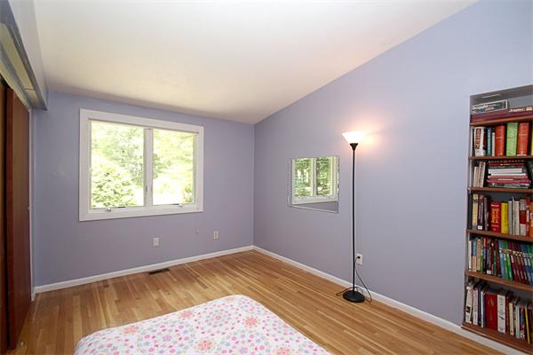 36 Joyce Road Wayland, MA 01778 - Photo 14 of 17 Gallery Image 14