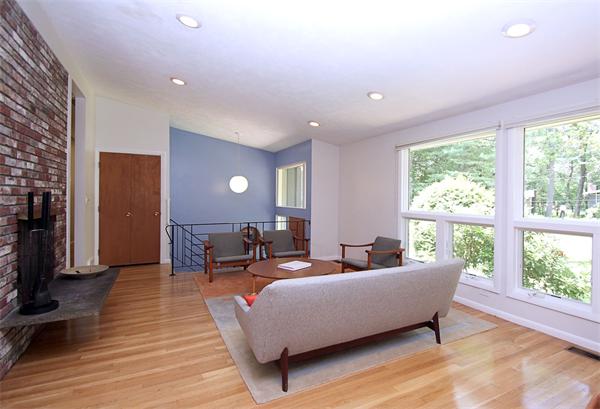 36 Joyce Road Wayland, MA 01778 - Photo 3 of 17 Gallery Image 3