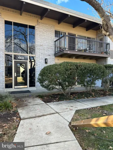 $2,000 | 4933 Americana Drive, Unit 108, Annandale, VA 22003