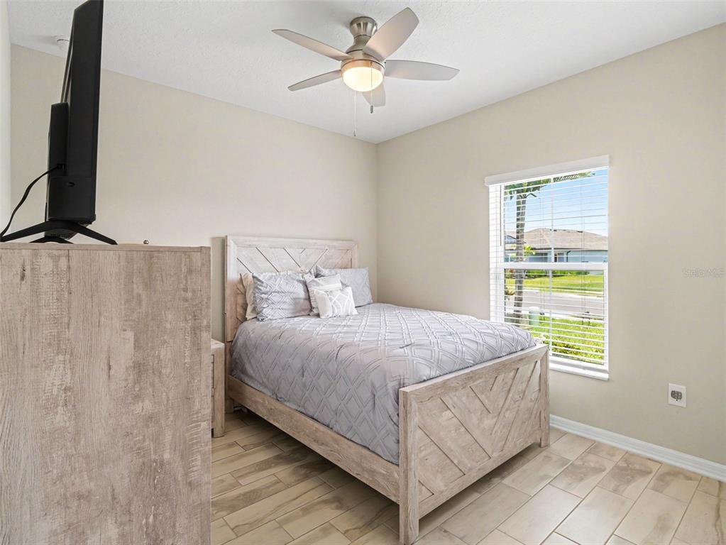 5536 Patano Loop Palmetto, FL 34221 - Photo 18 of 29