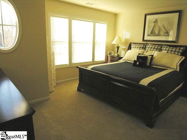 208 Barbours Lane Greenville, SC 29607 - Photo 13 of 19 Gallery Image 13