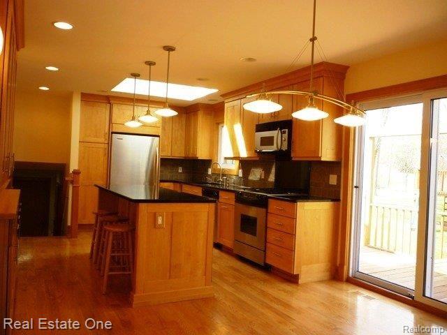 29200 Spring Farmington, MI 48334 - Photo 7 of 20 View from Nook