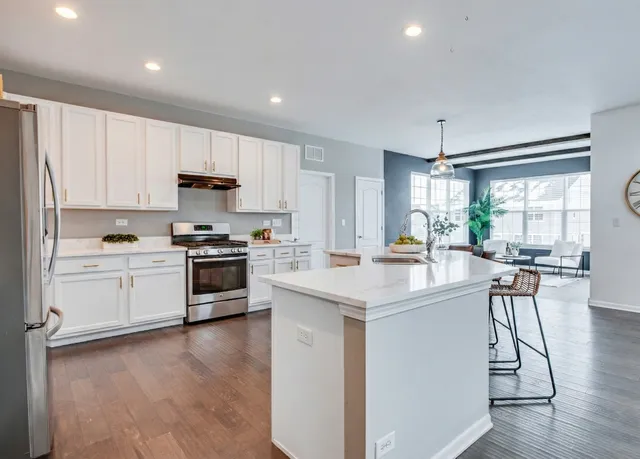 $550,000 | 12811 Conifer Street, Plainfield, IL 60585